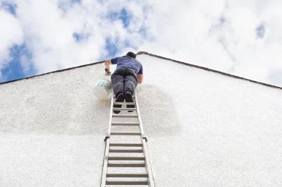 Peinture extérieure à Crozon-sur-Vauvre — façades et ravalement